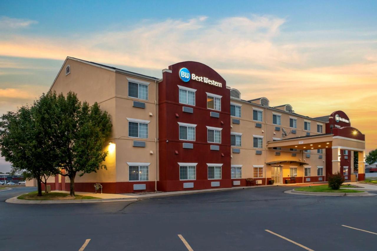 Best Western Governors Inn And Suites Wichita Exterior photo